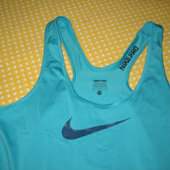 Nike Tops - NIKE PRO DRI FIT      SIZE M